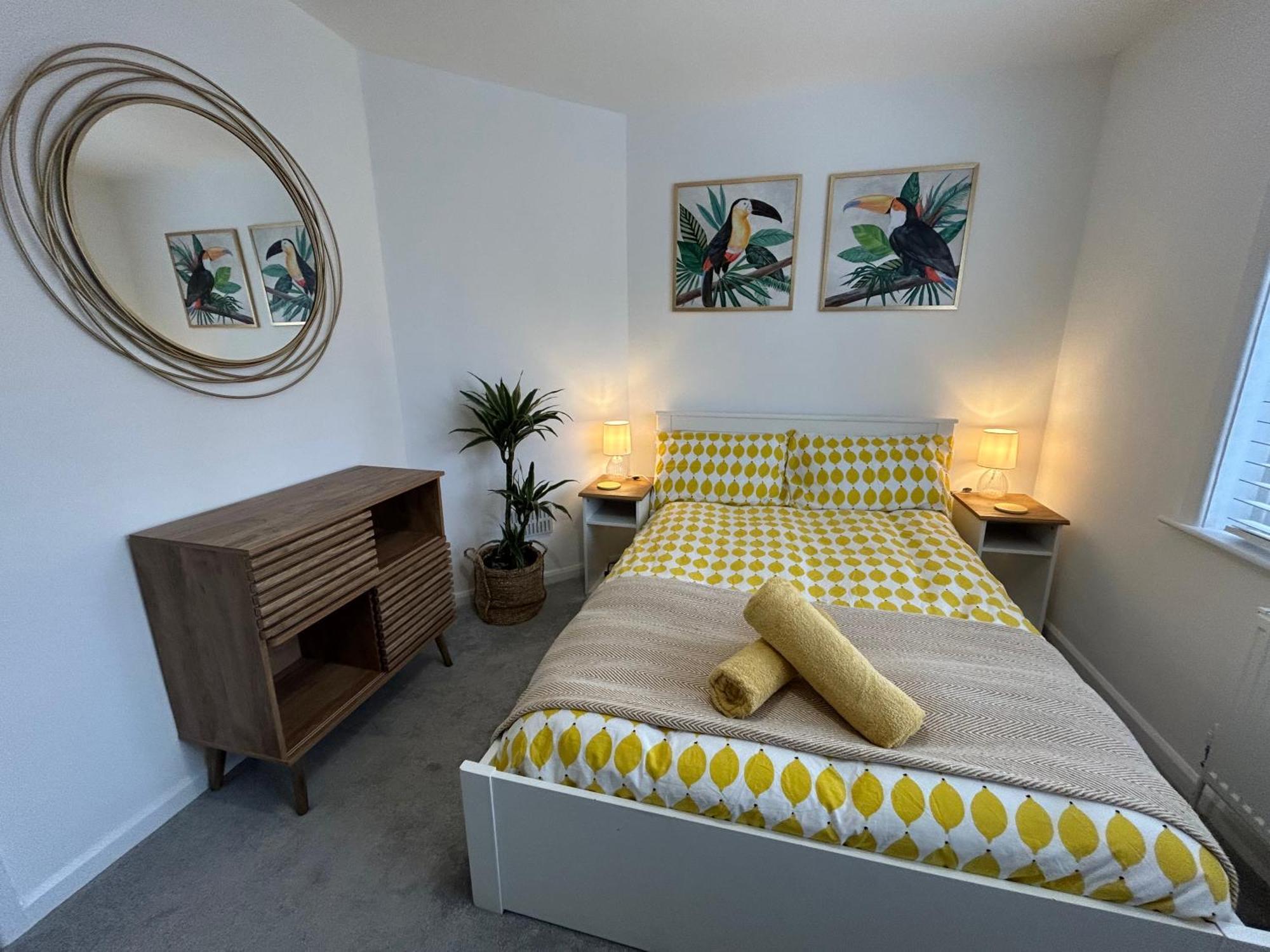 Urban Escape Entire Apartment Near Uni And Hospital Саутхамптън Екстериор снимка
